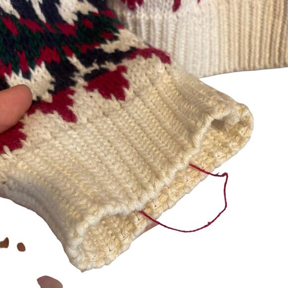 Vintage White Maroon Fair Isle Cardigan Womens Sz Large 80s Cottage Christmas - Picture 8 of 16